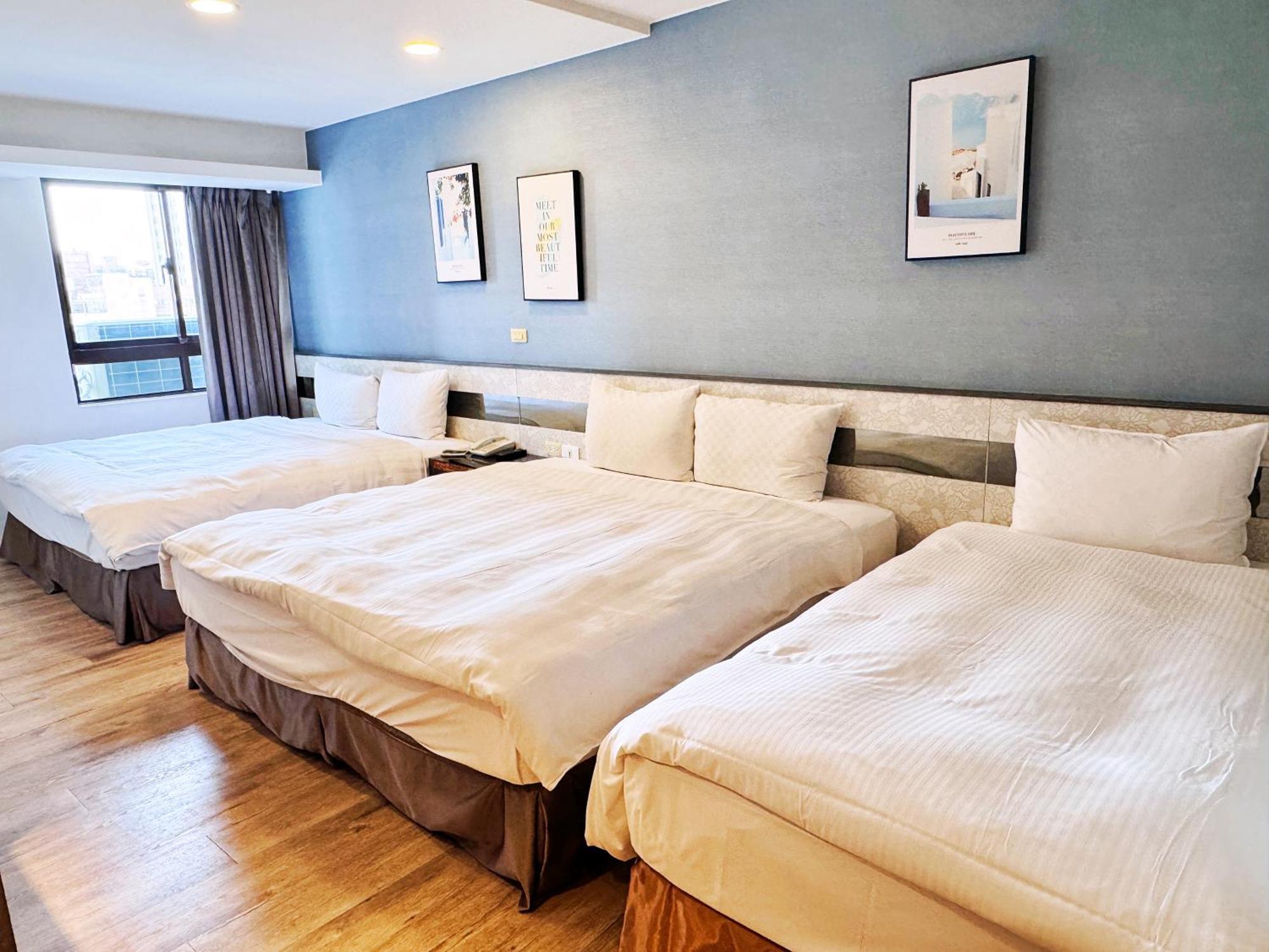 Bonjour Hotel ไถจง ภายนอก รูปภาพ